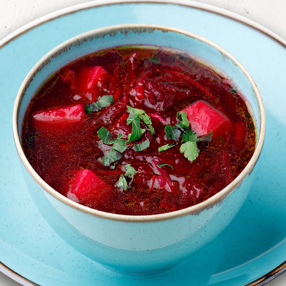 Borș roșu cu fasole.